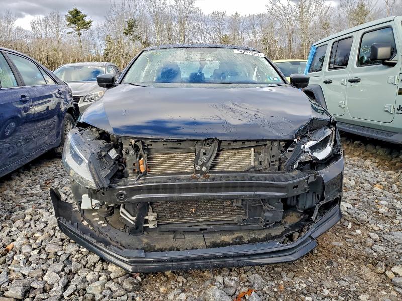 Photo 5 from auction – 2015 VOLKSWAGEN JETTA BASE with VIN 3VW2K7AJ0FM403403