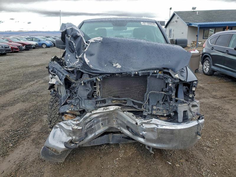 Photo 5 from auction – 2016 RAM 1500 with VIN 1C6RR7FT3GS204238