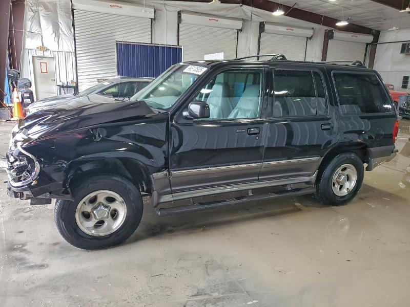 FORD EXPLORER X 2000 with VIN 1FMZU73E0YUB15371 - Photo from auction