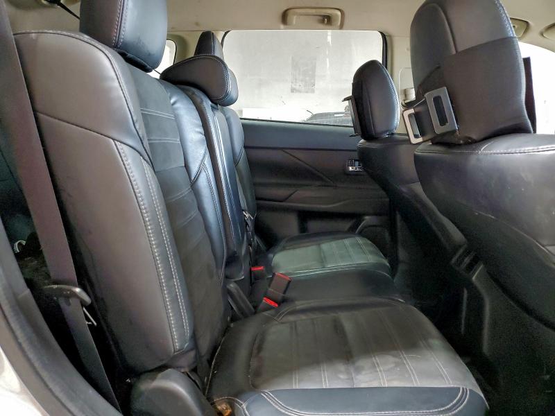 Photo 11 from auction – 2020 MITSUBISHI OUTLANDER with VIN JA4AD3A35LZ045951