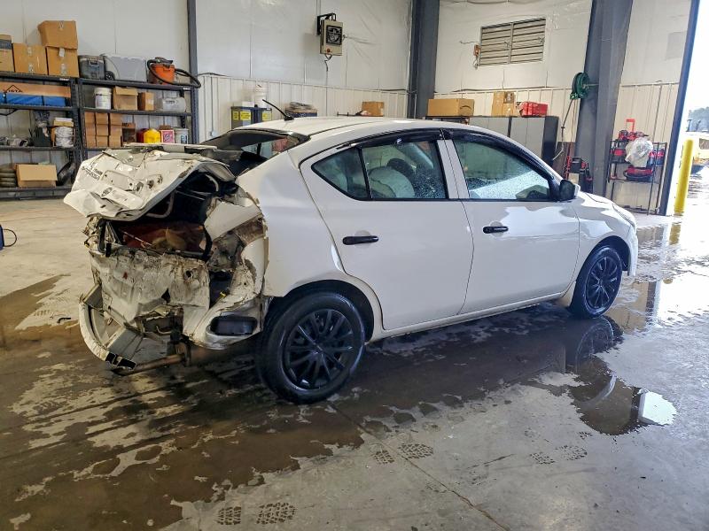 Photo 3 from auction – 2017 NISSAN VERSA S with VIN 3N1CN7AP9HL850827