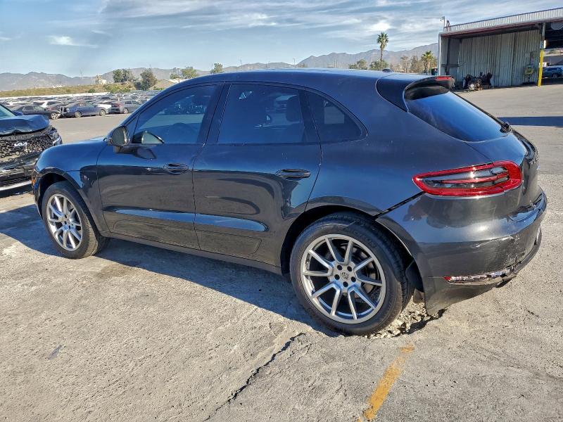 Photo 2 from auction – 2018 PORSCHE MACAN with VIN WP1AA2A57JLB05057