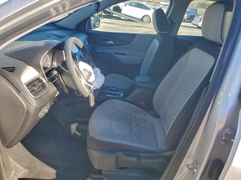 Photo 7 from auction – 2019 CHEVROLET EQUINOX with VIN 3GNAXHEV9KL335127