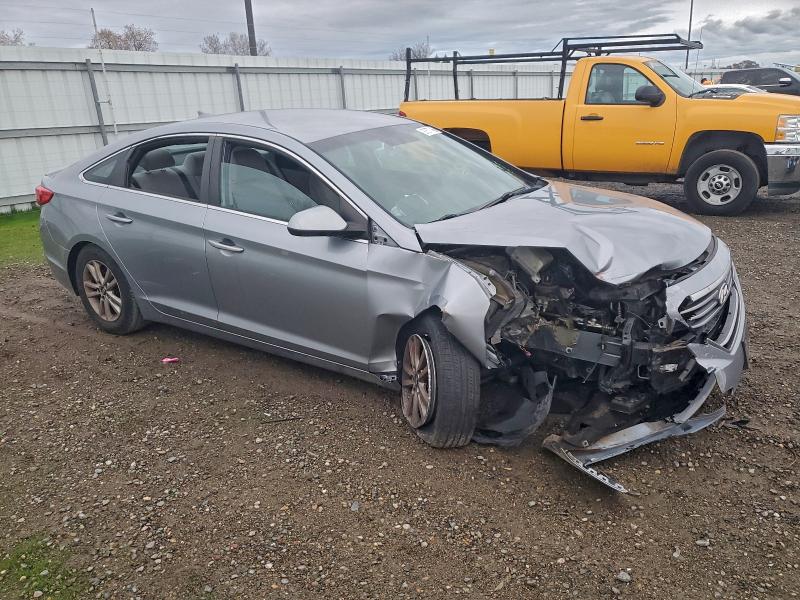 Photo 4 from auction – 2017 HYUNDAI SONATA SE with VIN 5NPE24AF3HH474825