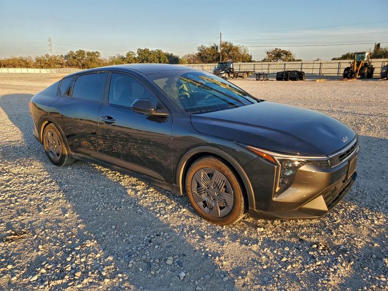Photo 4 from auction – 2025 KIA K4 LX with VIN 3KPFT4DE4SE026187