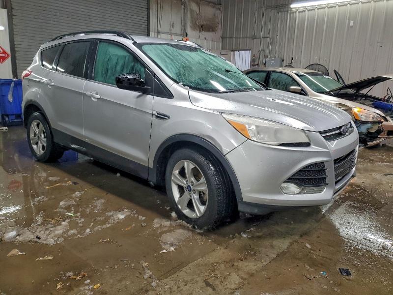 Photo 4 from auction – 2014 FORD ESCAPE SE with VIN 1FMCU9G92EUC65542