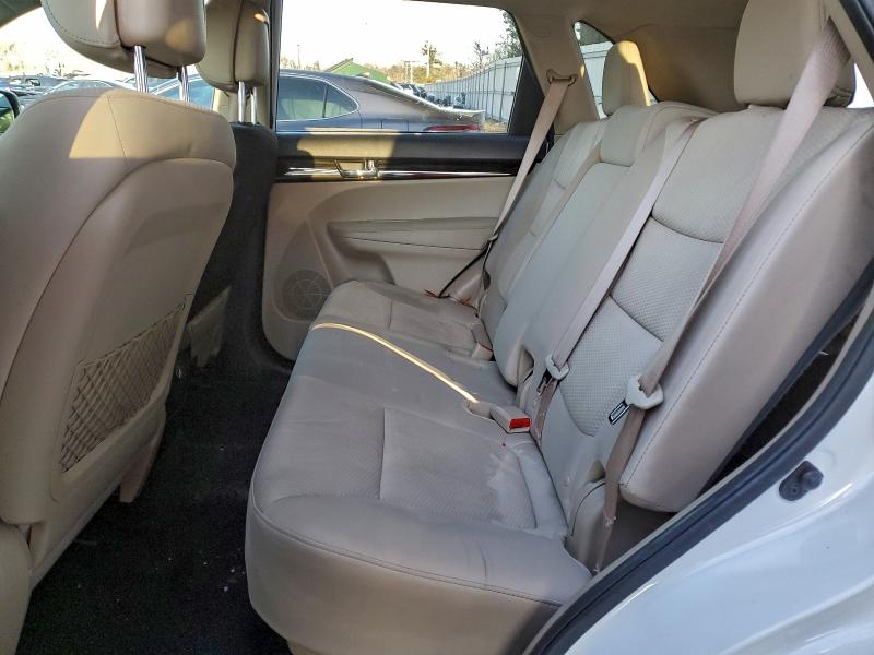 Photo 11 from auction – 2012 KIA SORENTO BA with VIN 5XYKTDA24CG229691