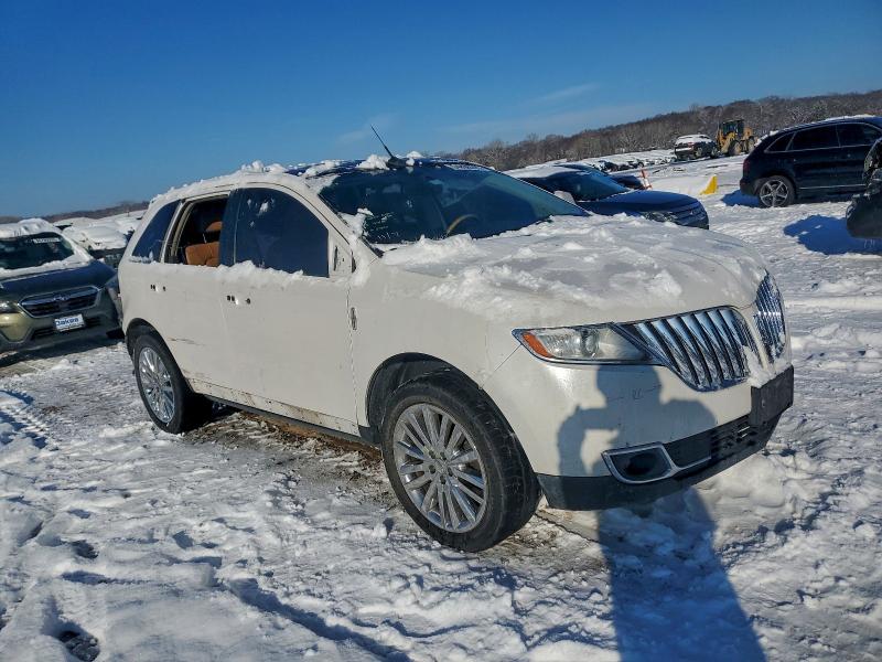Photo 4 from auction – 2011 LINCOLN MKX with VIN 2LMDJ6JK2BBJ17372