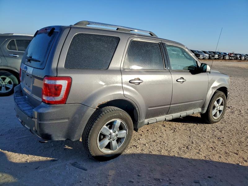 Photo 3 from auction – 2010 FORD ESCAPE LIM with VIN 1FMCU0E78AKA05715