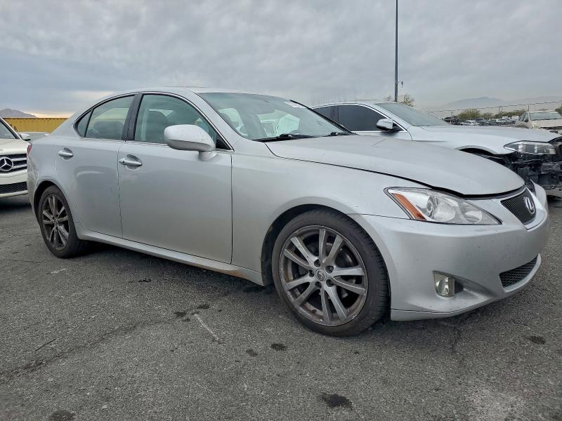 Photo 4 from auction – 2007 LEXUS IS 250 with VIN JTHBK262275033679