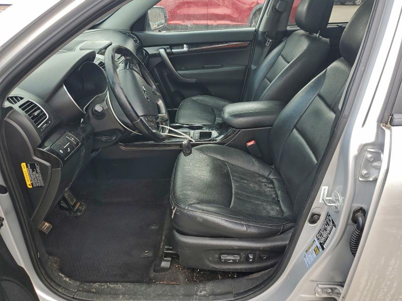 Photo 7 from auction – 2015 KIA SORENTO EX with VIN 5XYKU4A76FG564612