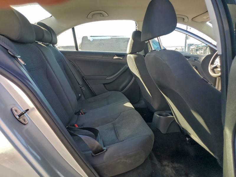 Photo 10 from auction – 2011 VOLKSWAGEN JETTA BASE with VIN 3VW2K7AJ4BM340591