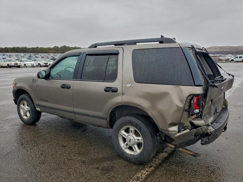 Photo 2 from auction – 2005 FORD EXPLORER X with VIN 1FMZU73K65UA72365