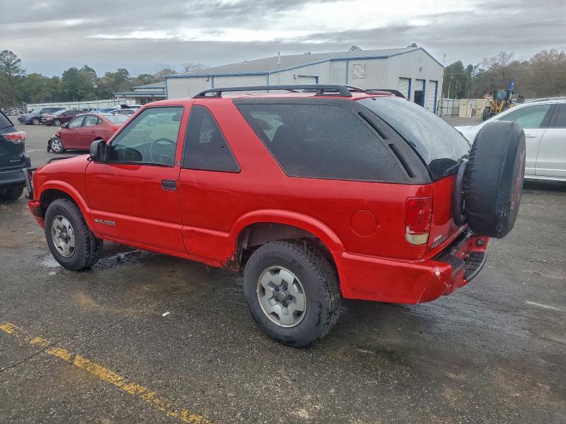 Photo 2 from auction – 2002 CHEVROLET BLAZER with VIN 1GNCT18W12K185323