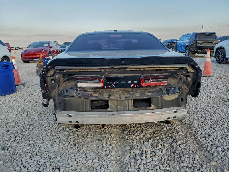Photo 6 from auction – 2018 DODGE CHALLENGER with VIN 2C3CDZAG4JH171854