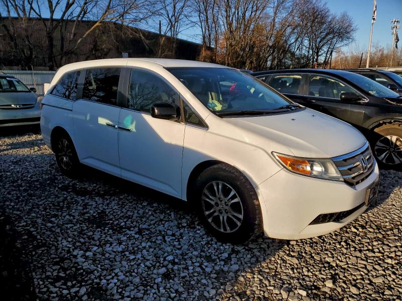 Photo 4 from auction – 2013 HONDA ODYSSEY EX with VIN 5FNRL5H48DB056004