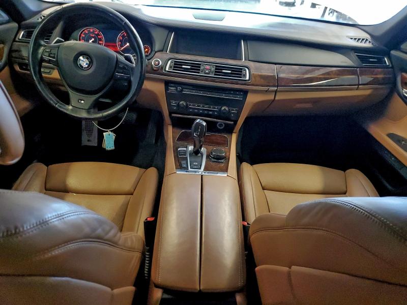 Photo 8 from auction – 2014 BMW 750 I with VIN WBAYA8C57ED825018