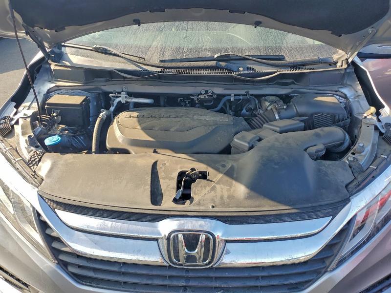 Photo 12 from auction – 2019 HONDA ODYSSEY with VIN 5FNRL6H79KB110682
