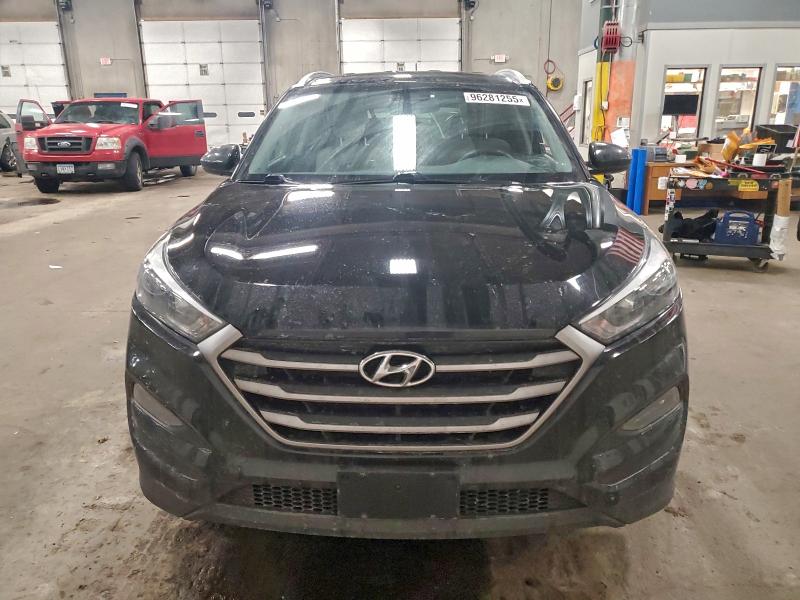 Photo 5 from auction – 2017 HYUNDAI TUCSON LIM with VIN KM8J3CA43HU317947
