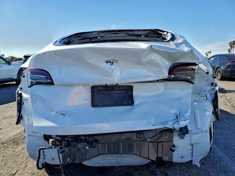 Photo 6 from auction – 2024 TESLA MODEL Y with VIN 7SAYGDED4RF040147