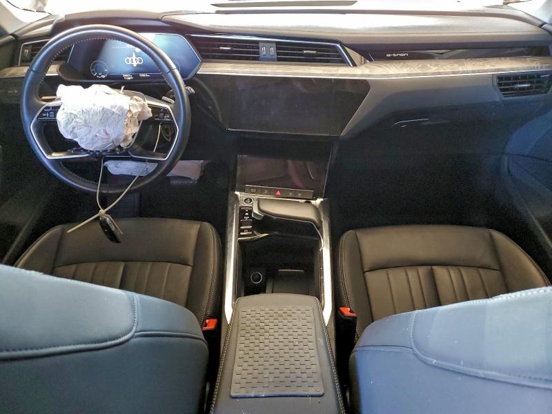 Photo 8 from auction – 2021 AUDI E-TRON PRE with VIN WA1AAAGE2MB021557