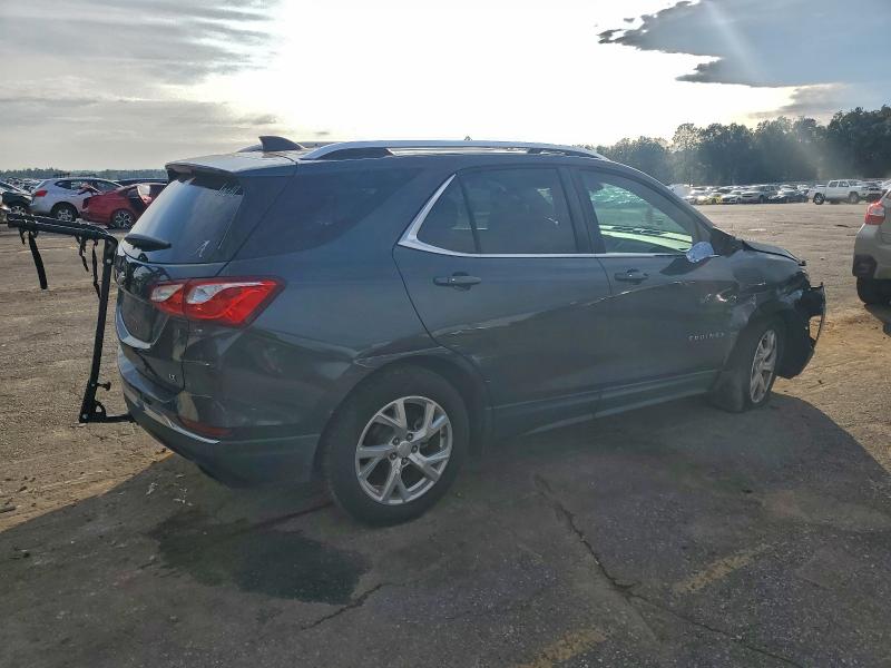 Photo 3 from auction – 2018 CHEVROLET EQUINOX LT with VIN 2GNAXKEX1J6266399