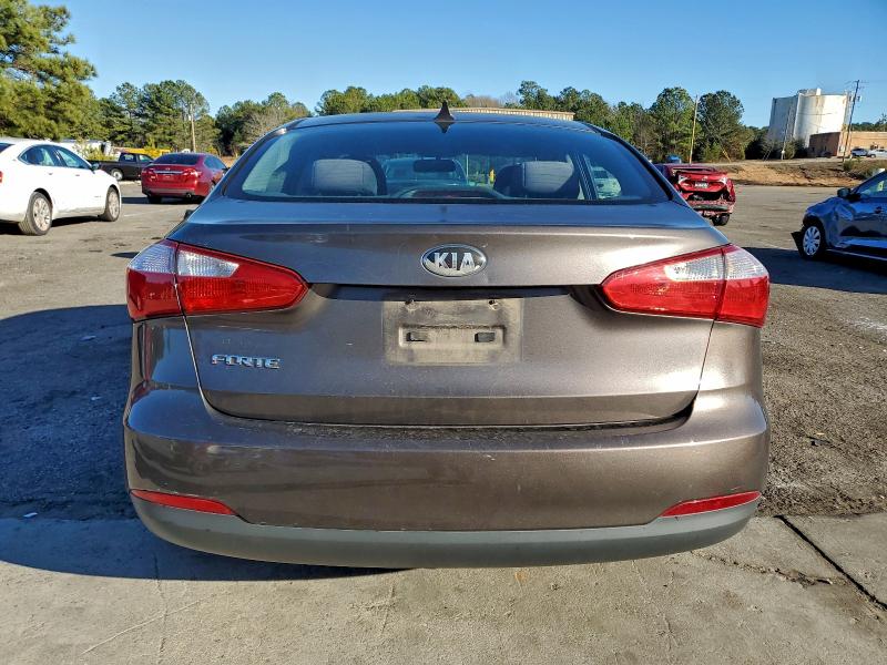 Photo 6 from auction – 2014 KIA FORTE LX with VIN KNAFX4A63E5159456