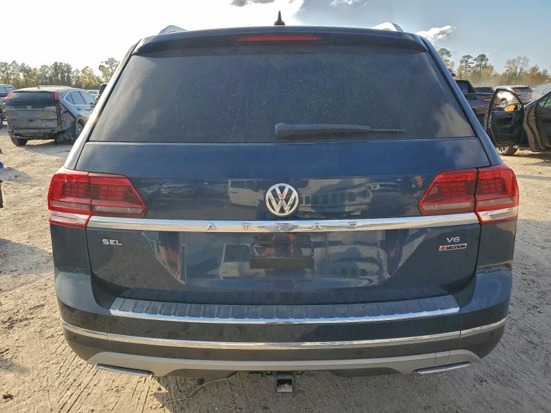 Photo 6 from auction – 2018 VOLKSWAGEN ATLAS SEL with VIN 1V2NR2CA7JC588084