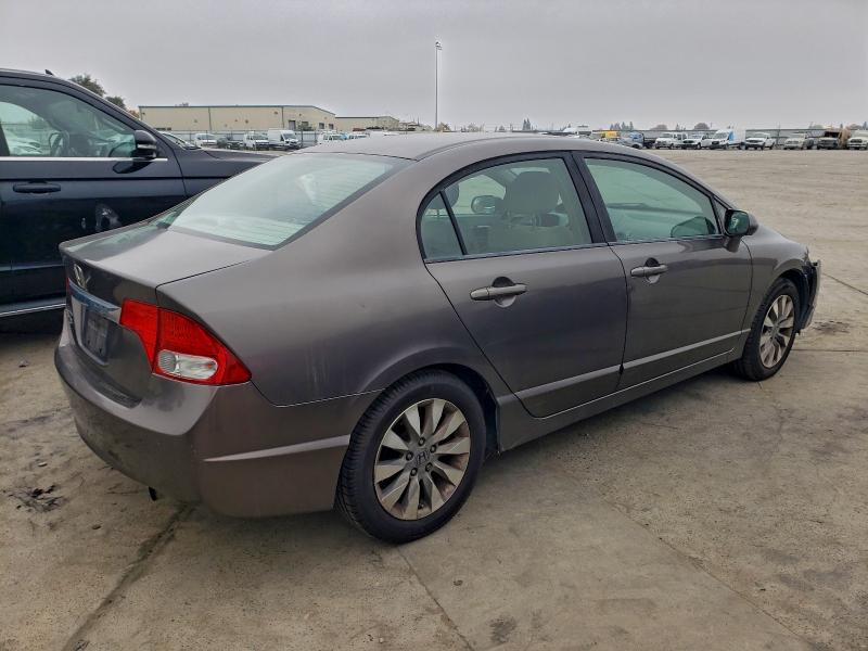Photo 3 from auction – 2010 HONDA CIVIC EX with VIN 19XFA1F86AE046760