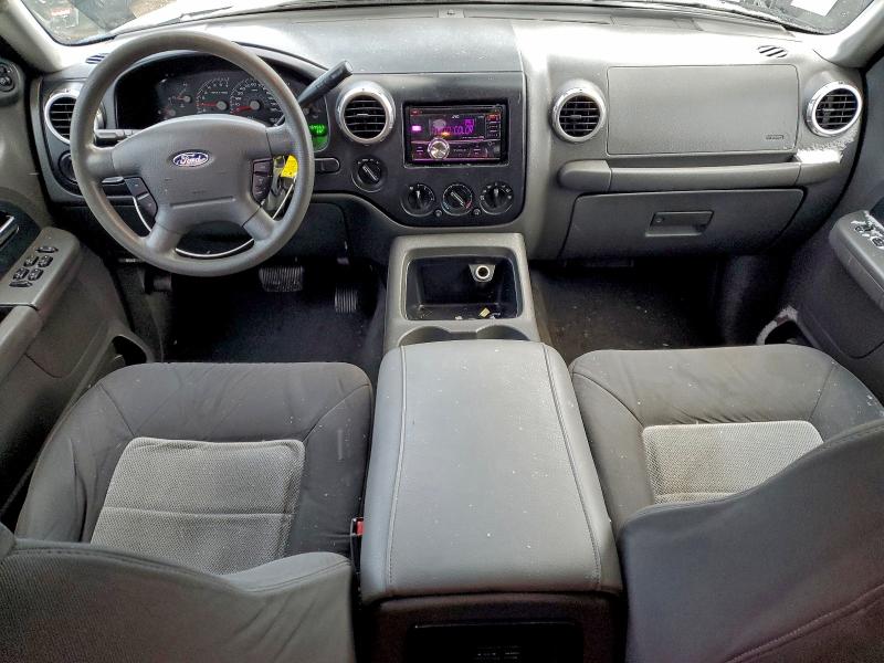 Photo 8 from auction – 2003 FORD EXPEDITION with VIN 1FMPU16L53LC34868