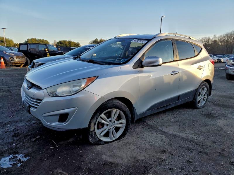 Photo 1 from auction – 2011 HYUNDAI TUCSON GLS with VIN KM8JUCAC8BU144177