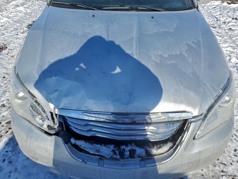 Photo 11 from auction – 2011 CHRYSLER 200 LIMITE with VIN 1C3BC2FG3BN504049