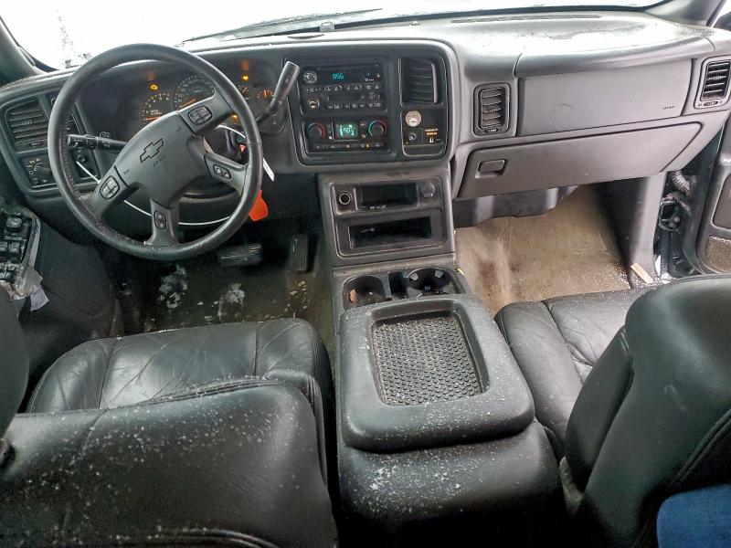 Photo 8 from auction – 2003 CHEVROLET SILVERADO with VIN 1GCEK19T83Z213717