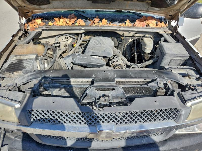 Photo 11 from auction – 2004 CHEVROLET SILVERADO with VIN 1GCHK24U14E290375