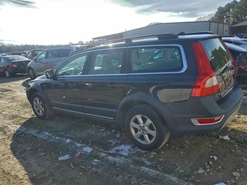 Photo 2 from auction – 2011 VOLVO XC70 3.2 with VIN YV4952BL6B1113358