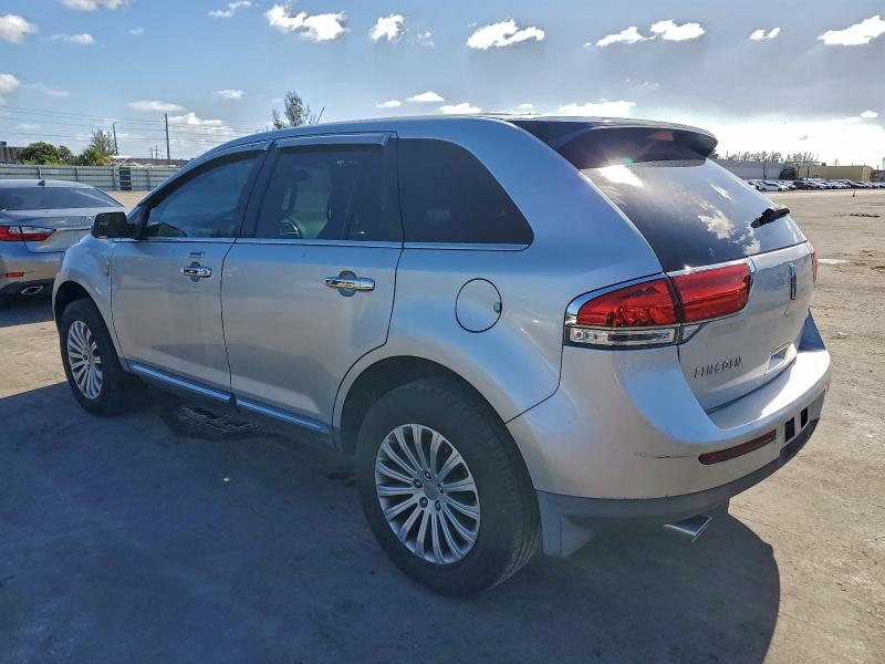 Photo 2 from auction – 2013 LINCOLN MKX with VIN 2LMDJ6JK3DBL03179