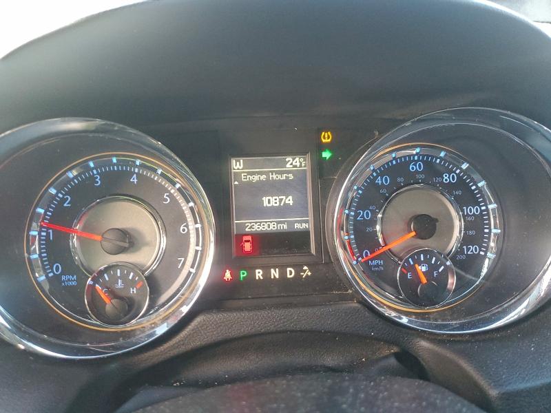 Photo 9 from auction – 2016 CHRYSLER TOWN & COU with VIN 2C4RC1BG1GR269722