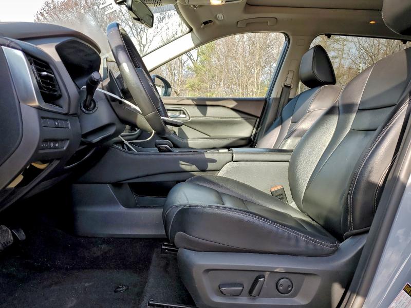 Photo 7 from auction – 2023 NISSAN ROGUE SL with VIN 5N1BT3CB5PC807861
