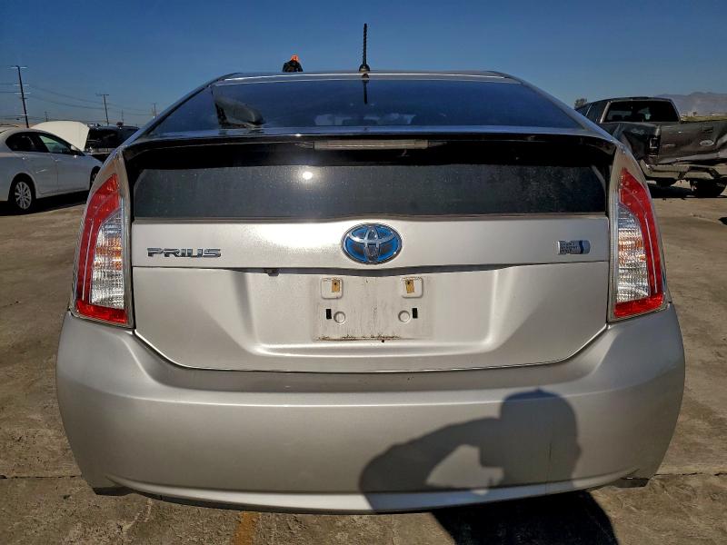 Photo 6 from auction – 2015 TOYOTA PRIUS with VIN JTDKN3DUXF0458002