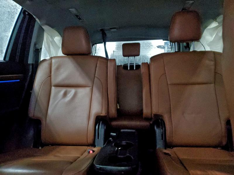 Photo 10 from auction – 2018 TOYOTA HIGHLANDER with VIN 5TDDZRFH2JS803061