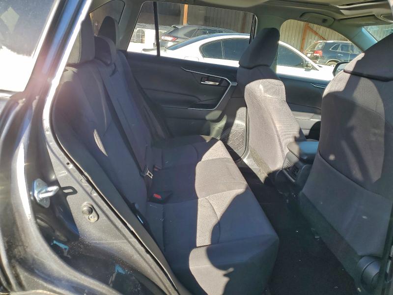 Photo 10 from auction – 2019 TOYOTA RAV4 XLE with VIN JTMP1RFV5KD008075