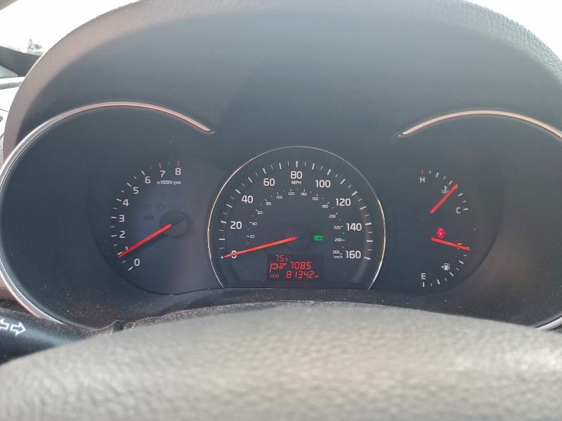 Photo 9 from auction – 2015 KIA SORENTO LX with VIN 5XYKT3A69FG552846