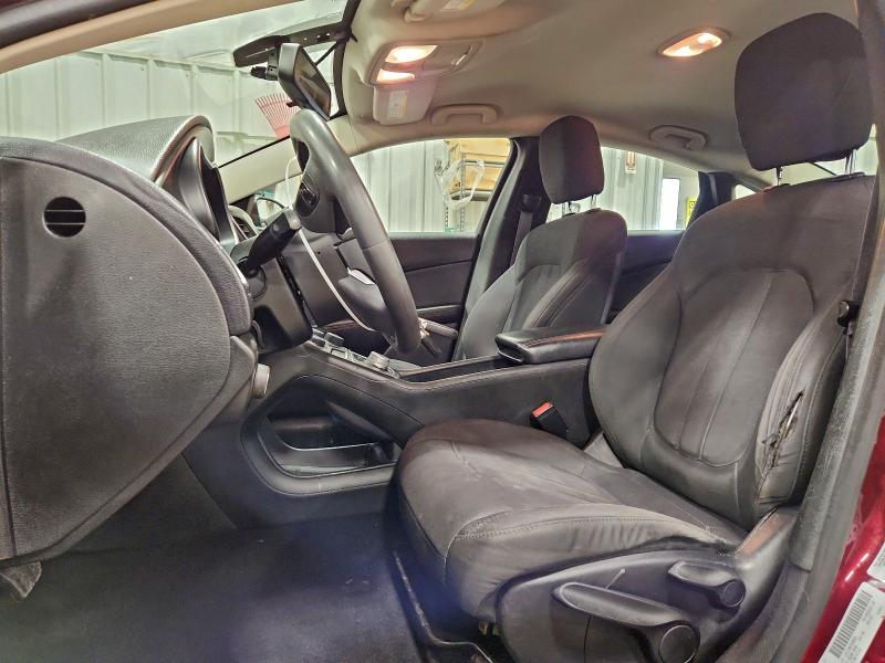 Photo 7 from auction – 2015 CHRYSLER 200 LIMITE with VIN 1C3CCCAB6FN580036