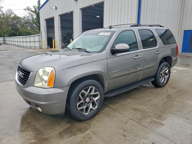 GMC YUKON 2007 with VIN 1GKFC13J17J103402 - Photo from auction