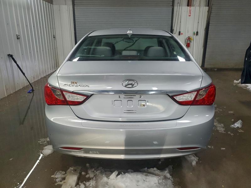 Photo 6 from auction – 2012 HYUNDAI SONATA GLS with VIN 5NPEB4AC3CH361911