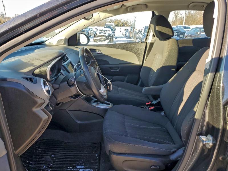 Photo 7 from auction – 2019 CHEVROLET SONIC with VIN 1G1JD5SB9K4100865