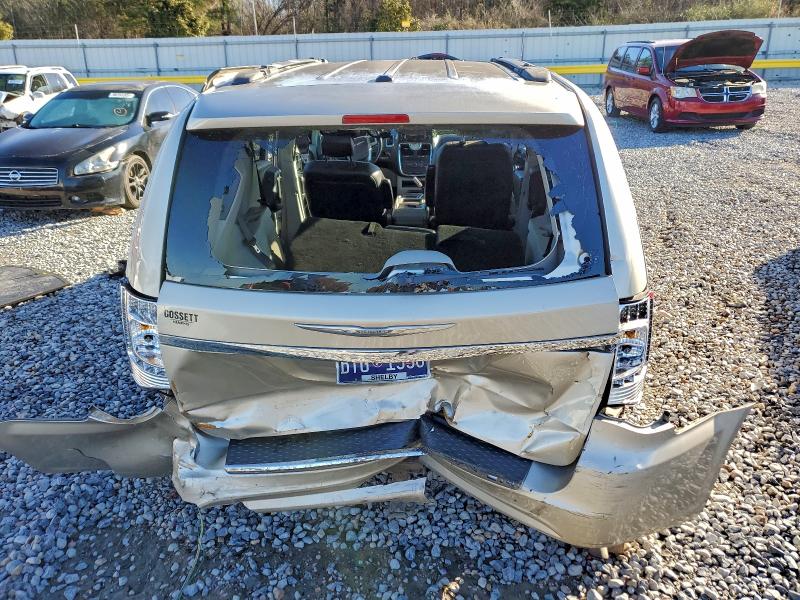 Photo 6 from auction – 2013 CHRYSLER TOWN & COU with VIN 2C4RC1BG5DR802960