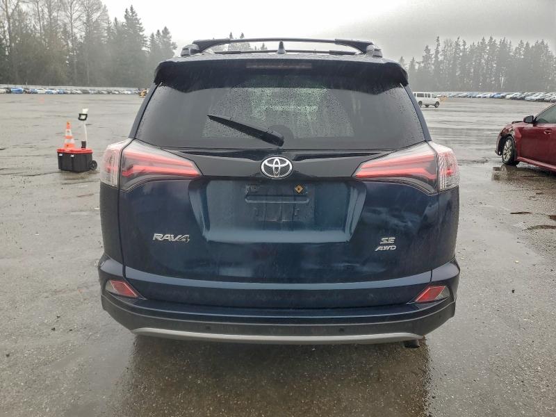 Photo 6 from auction – 2017 TOYOTA RAV4 SE with VIN JTMJFREV0HD219637