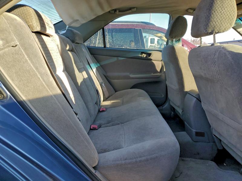 Photo 10 from auction – 2002 TOYOTA CAMRY with VIN 4T1BF32K72U528116