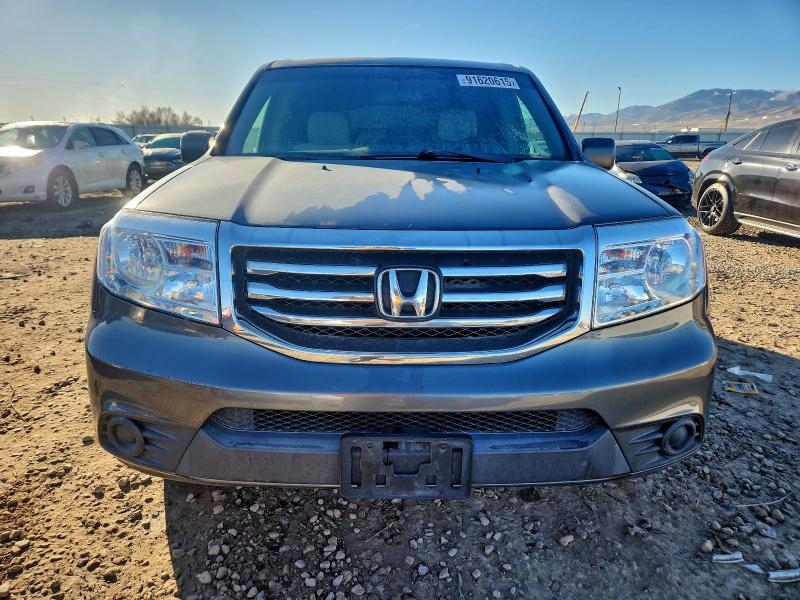 Photo 5 from auction – 2012 HONDA PILOT LX with VIN 5FNYF4H22CB032341